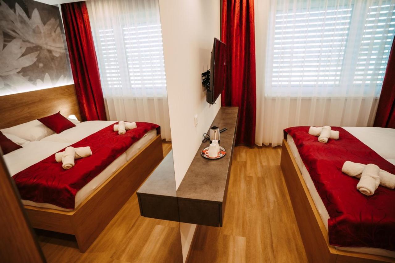 Pension Jasopa Pardubice Ngoại thất bức ảnh